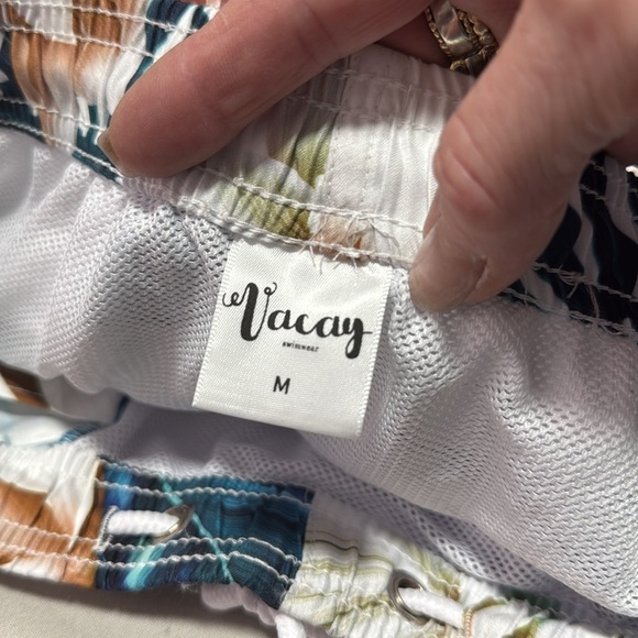 Men's NWT Barbados Swim Trunks with Built in Mesh Briefs in White Floral M - Picture 8 of 12